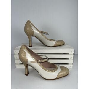 Gianni Bini Shoes Womens Size 6M Cream Beige Mary Jane Pumps Croc Embossed